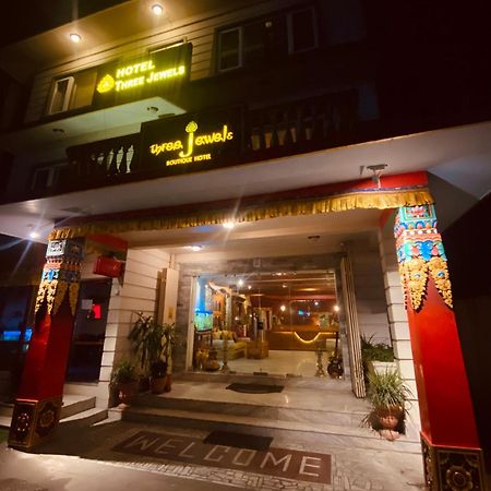 Three Jewels Boutique Hotel โพคารา ภายนอก รูปภาพ