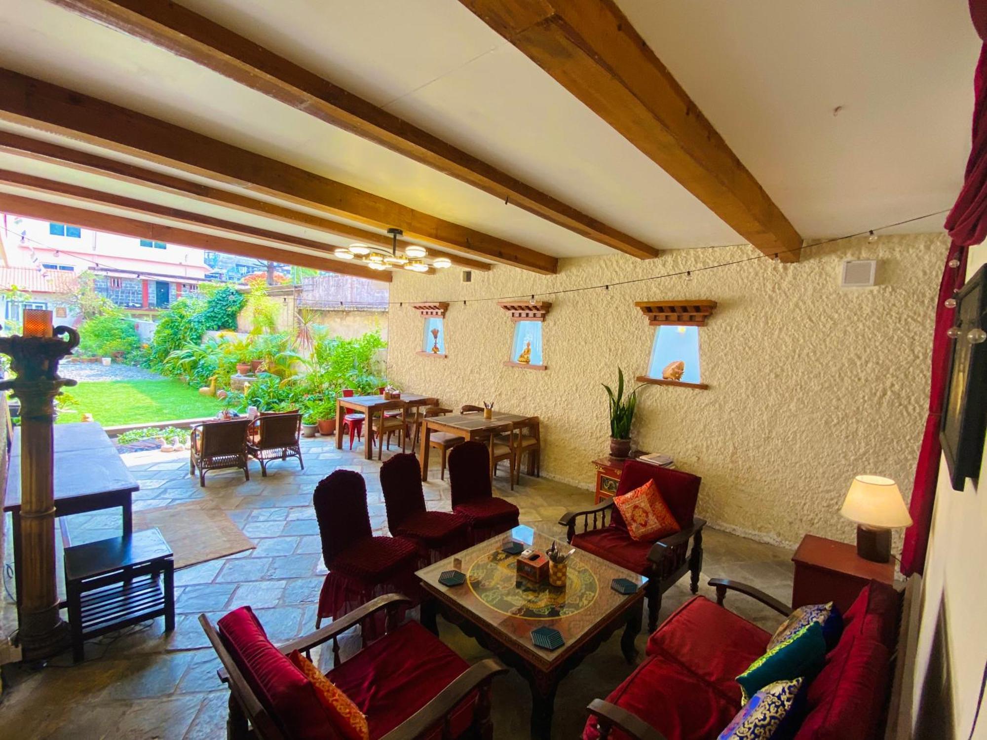 Three Jewels Boutique Hotel โพคารา ภายนอก รูปภาพ