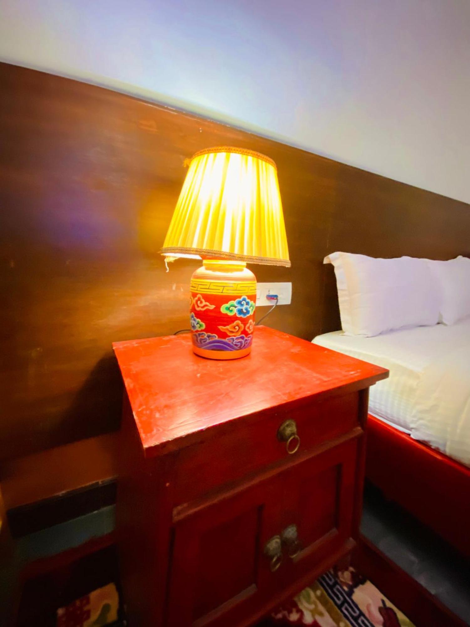 Three Jewels Boutique Hotel โพคารา ภายนอก รูปภาพ