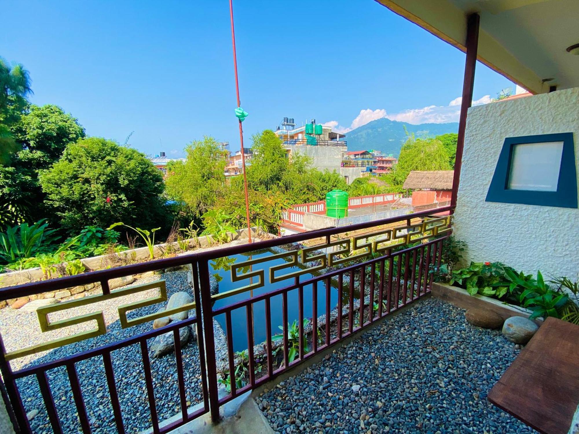 Three Jewels Boutique Hotel โพคารา ภายนอก รูปภาพ