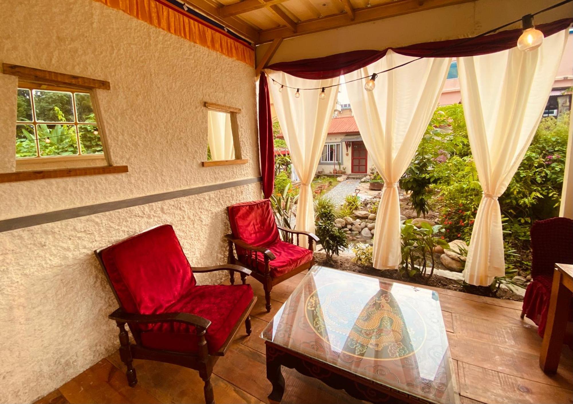 Three Jewels Boutique Hotel โพคารา ภายนอก รูปภาพ