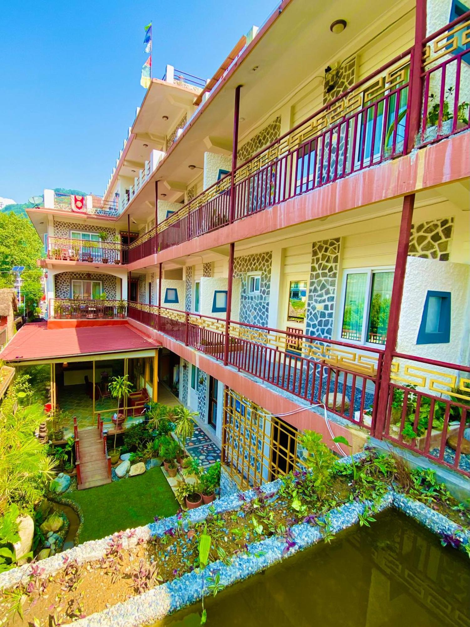 Three Jewels Boutique Hotel โพคารา ภายนอก รูปภาพ